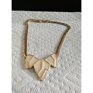 Trifari Cream Enamel & Gold Tone Necklace With Serpentine Chain 16" Vintage MCM